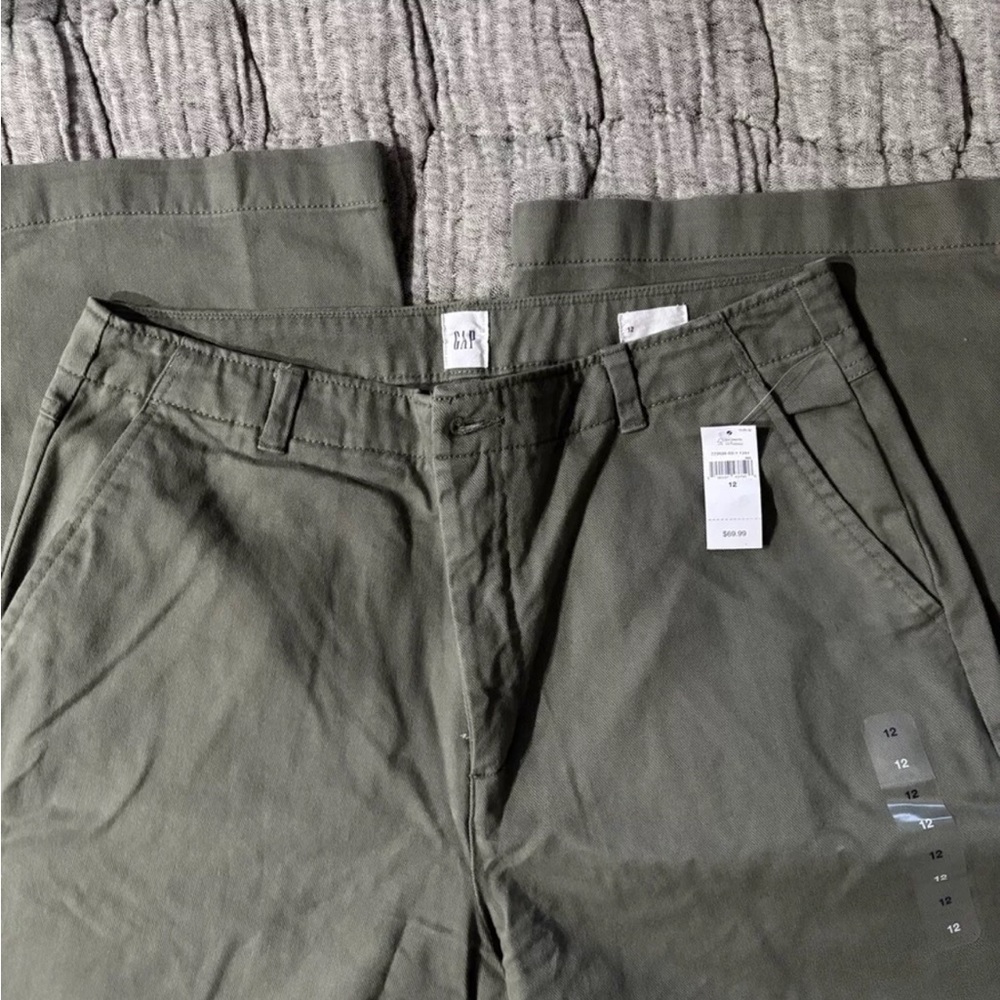 Gap army green woman distressed jeans size 12